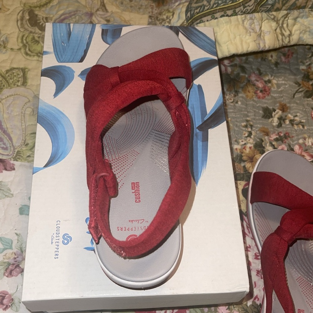 Like New Cloudstepper By Clark’s Soft Cushion San… - image 3